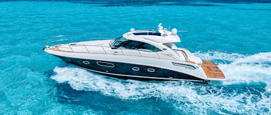 Sea Ray 50 ft Luxury Yacht for Charter in Cancun, Mexico