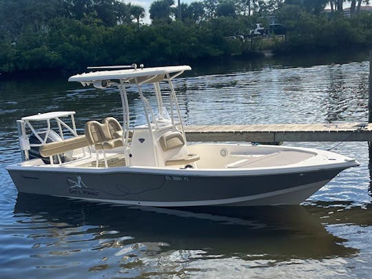 24’ Tidewater Bay Boat - up to 8 people - Captained Trips Available