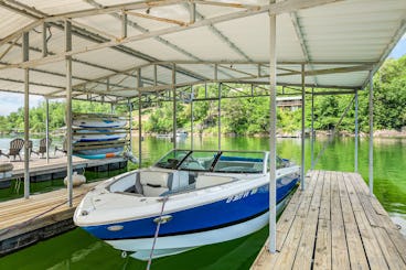 Four Winns Ski Boat - Docked on Smith Lake and Ready to Go!