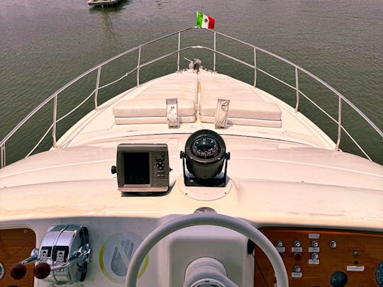 Azimut 40ft Motor Yacht Charter with Captain