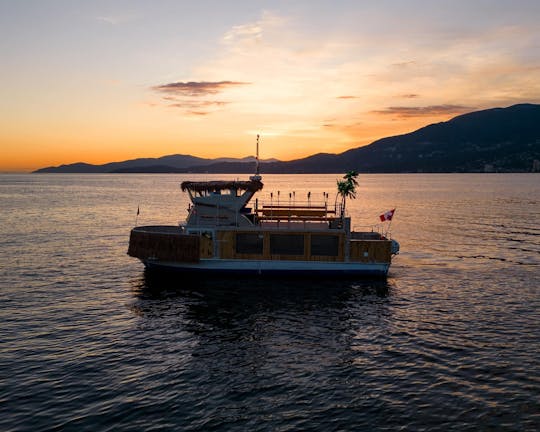 Island Oasis Tiki Boat - 28 Passenger Charter Boat in Vancouver