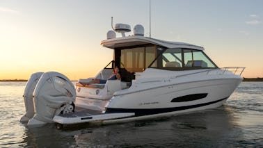 Regal 36XO "Queen Manhasset" Yacht Charter in St.Petersburg, FL