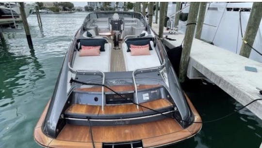 Iate Riva Motor Seaworthy de 45 pés em Sag Harbor