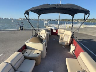 LUXURIOUS AND SPACIOUS PARTY BOAT - BRAND NEW TRITOON