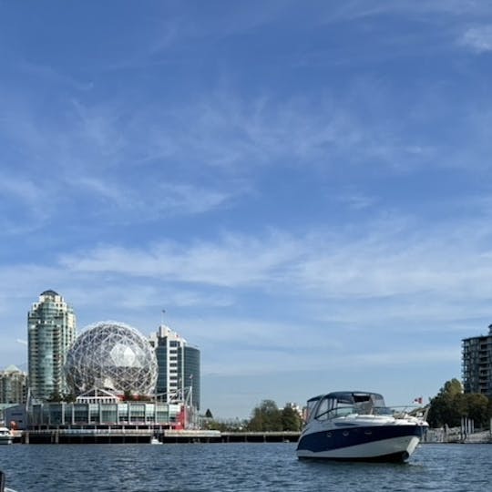 Bayliner SB de lujo de 30 pies en el centro de Vancouver