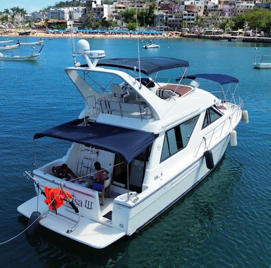 Bayliner 44.6FT Yacht in Acapulco, Mexico