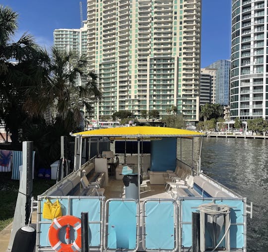 Un bateau de fête pour 30 passagers à Fort Lauderdale !