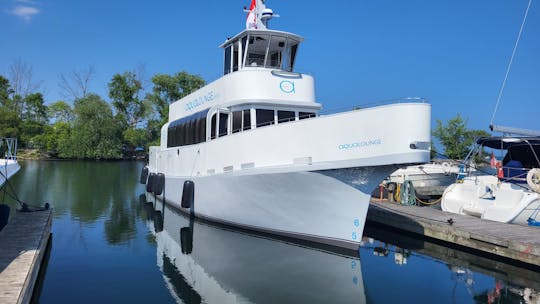 Navio de cruzeiro de luxo VIP especializado em festas em iates de 10 a 45