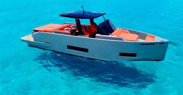 42ft Incredible De Antonio Motor Yacht in Cancún, Up to 12 Guests 
