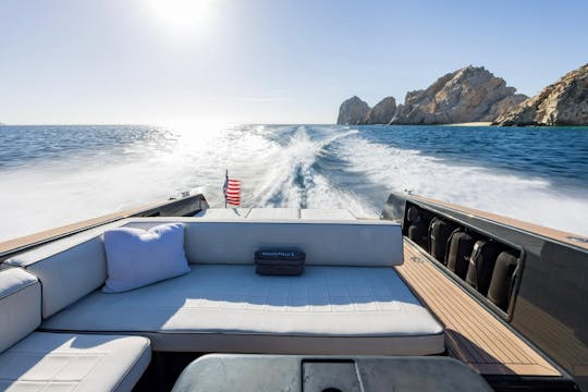 Vandutch 40fts In Cabo San Lucas.