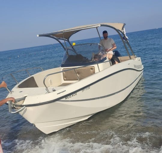 Quicksilver 755 open active en Rock My Boat en Rodas