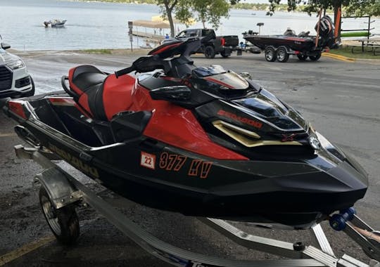 Seadoo RXTX 300 Supercharged 3 Seater