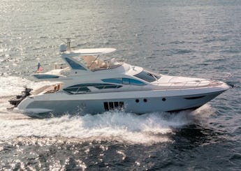 ¡YATE WARRIOR FLYBRIDGE DE 66 PIES en Miami!