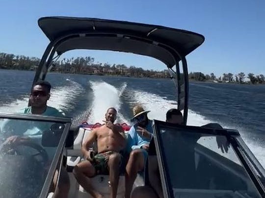 Jetboat Yamaha 195s 2024: hasta 7 pasajeros 