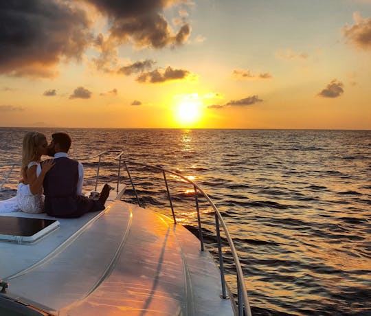 🌊 ¡Descubre la costa de Rethymnon de una manera única! 🚤 