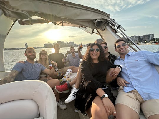 Superbe bateau de croisière à cabine de 26 pieds — Détendez-vous, célébrez et naviguez à Baltimore avec style