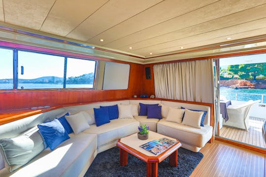 Yacht for up to 20 guests