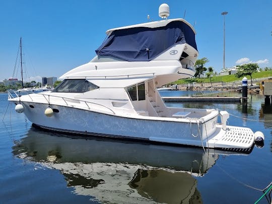 Aluguel de iate a motor Riostar de 47 pés no Rio de Janeiro, Brasil