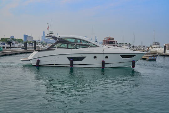 Beneteau GT 42' « James Bond » 2018, réservez dès maintenant pour l'été 2024