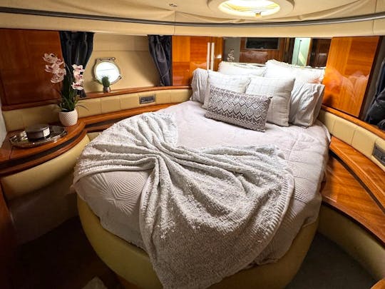 50' Azimut Yacht Charter -  Rent a Luxurious Yacht Experience!