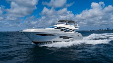 Oferta do dia! Iate numarino de 65 pés para alugar em Miami, Flórida.