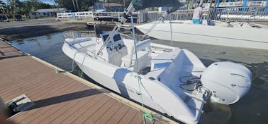 GASPARILLA! 19ft Proline Center Console, Cruise with Bluetooth, Bimini & 140hp!