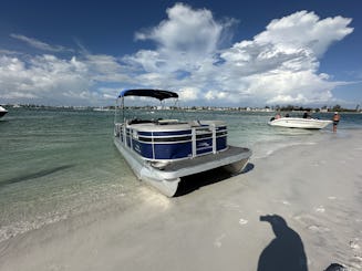 23ft Bennington Luxury Pontoon in Venice, FL