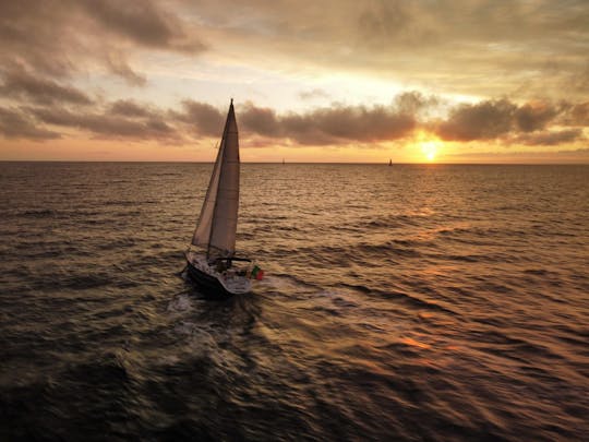 Cruzeiros à vela privados na Madeira: nascer e pôr do sol, meio dia e dia inteiro