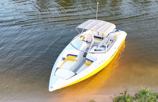 Performance Cruising + Tubing en el lago Houston