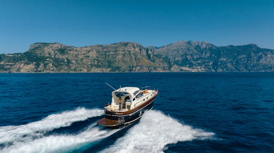 Capri tour with Apreamare 38ft 