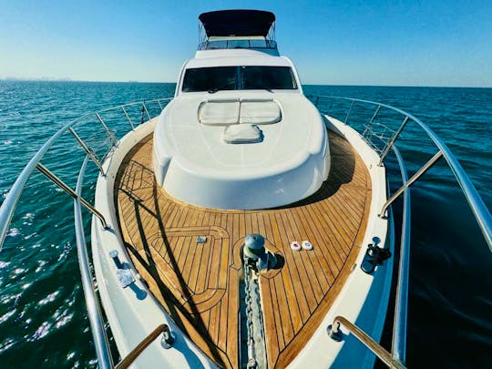 Luxurious Majesty 70ft Yacht For Rent in Dubai, UAE