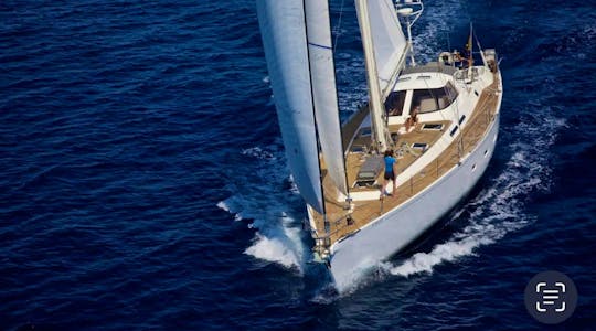 Luxury Sailboat in Panama for Pearl Islands or Taboga