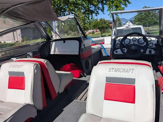 StarCraft Bowrider de 16 pés com motor MerCruiser de 300 cv