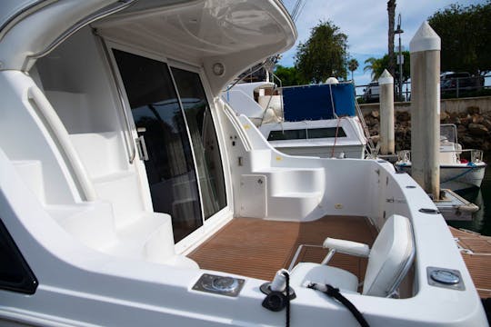 PRICELESS MOMENTS on a 40 footer spacious and Luxurious Carver
