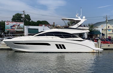 Luxurious 51’ Flybridge Yacht