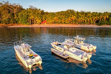 Center Console Charter in Boca Chica Chiriquí, Panama