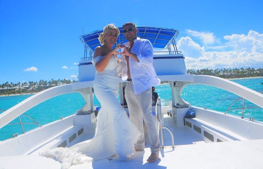 Memorable Punta Cana Boat Party Awaits! Inquire our Private Yacht Charter now!