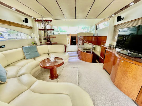 60' Luxury Italian Yacht / BEST PRICE GUARENTEE