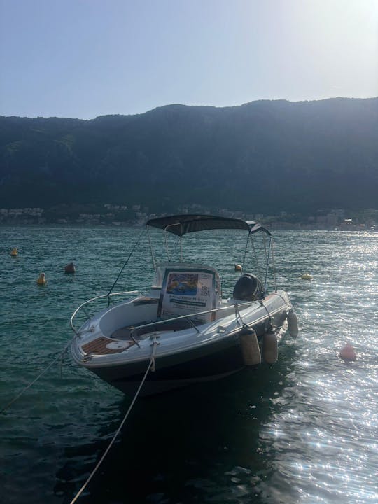 🚤 Explorez la baie de Kotor avec style et rapidité — Quicksilver 600 Commander
