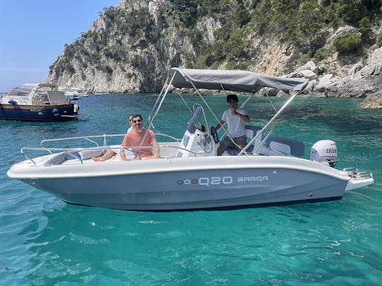 20" Boat tour in Capri (all inclusive)