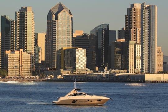 Beneteau Grand Turismo en charter privé