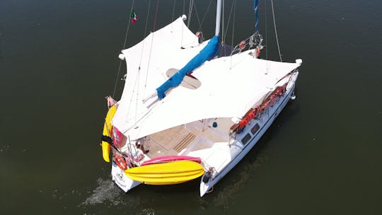 42ft Guara Sailing Trimaran perfect for Big Groups!