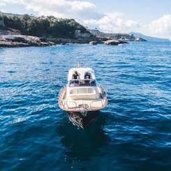 Aprea 7.50 Private Boat in Sorrento, Campania