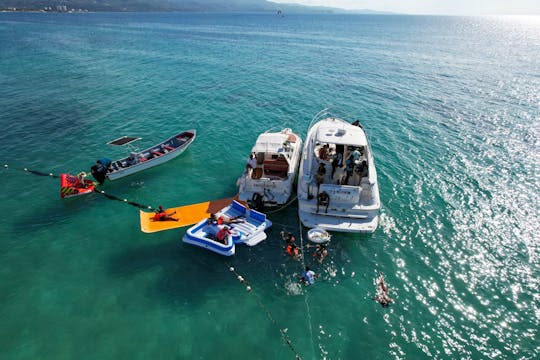 Iate de luxo de 46 pés em Montego Bay com transporte de ida e volta!