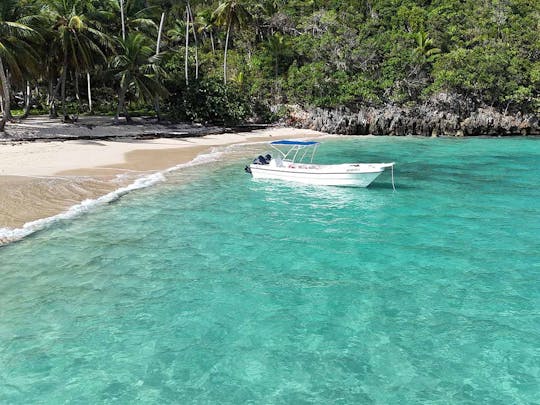 Bateau à moteur à Las Terrenas 