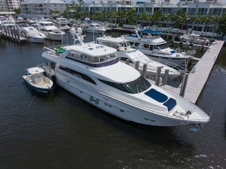 84ft Horizon Motor Yacht for luxury charter in Delray Beach FL