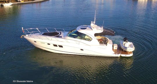 50' Luxury Four Winns Yacht  - Cruise Newport in Style