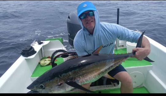 Viagem de pesca costeira e marítima