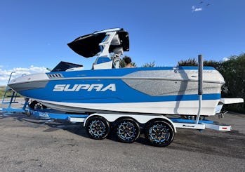 2022 Supra SE 550 Wake/Surf Boat Rental in Loveland, Colorado