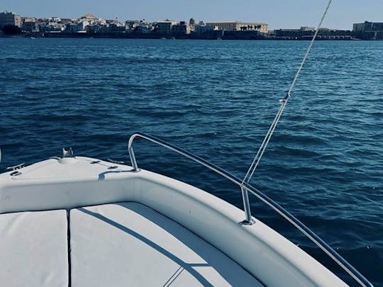 Alquiler de barcos Open Allegra 5.10 en Siracusa, Sicilia